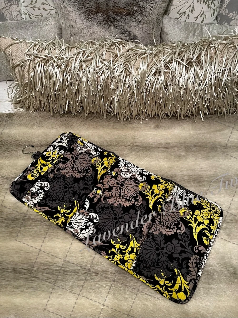 VERA BRADLEY BAROQUE 2008 Keep It Up Travel 19 Storage Sections Jewlery Case